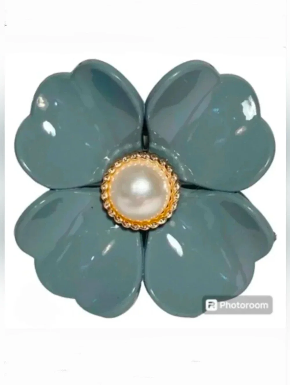 Must Have Beauty Acrylic Gray Flower Hair Claw Clip BNIB